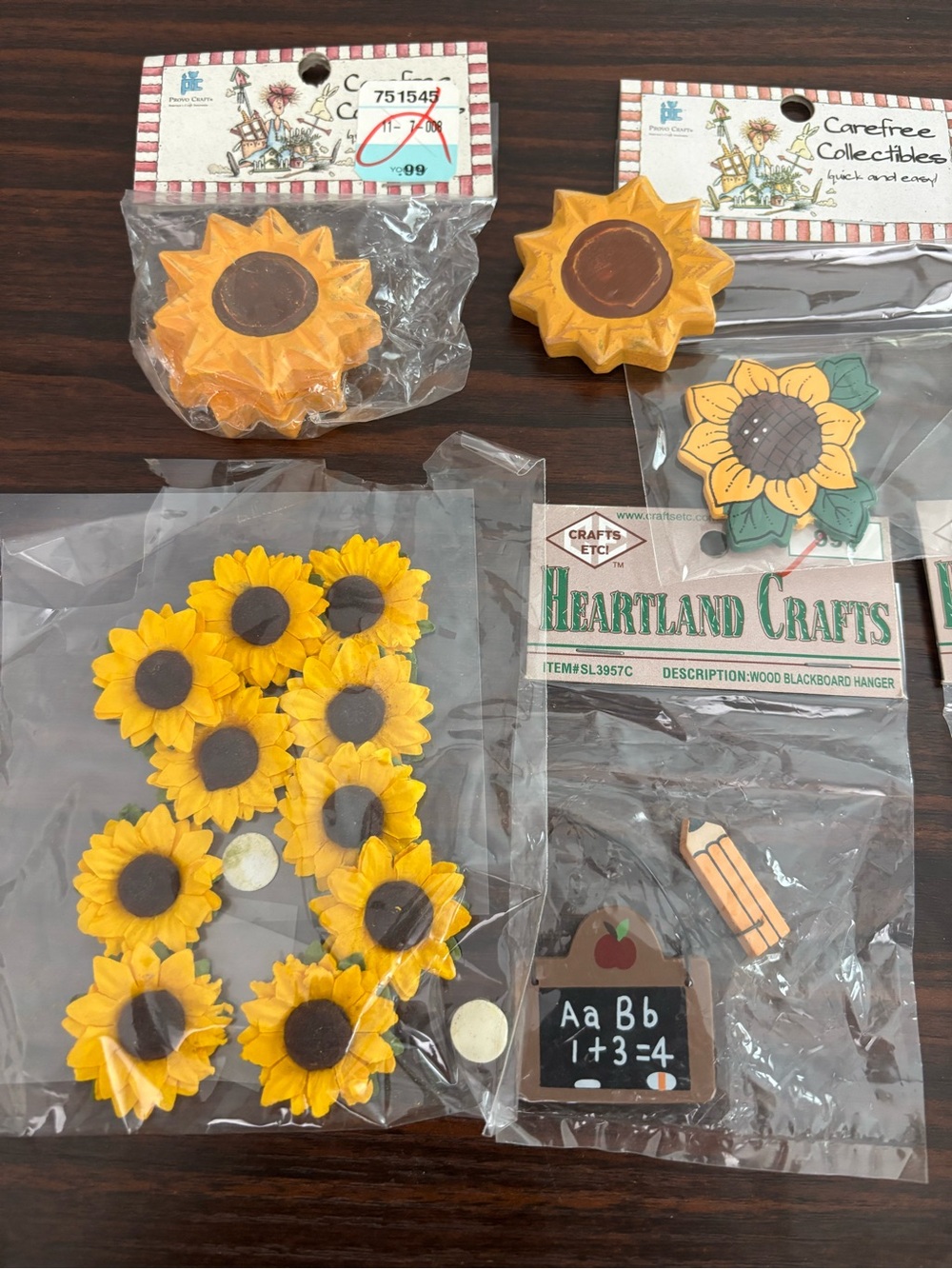 🌻 Fun Sunflower/ school arts and craft accents 📏 Accessory #17 piece Pack.